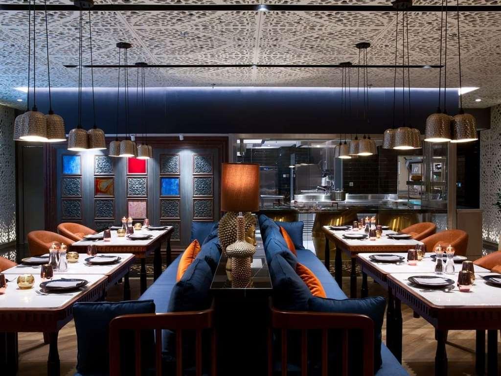 Grayton Hotel By Blazon Hotels Dubai Restaurant photo